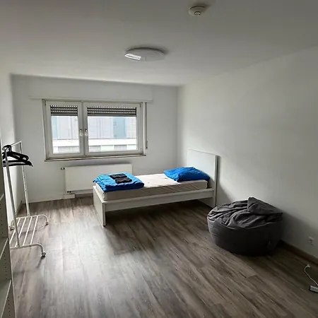 3-room For 5 アパート シュトゥットガルト